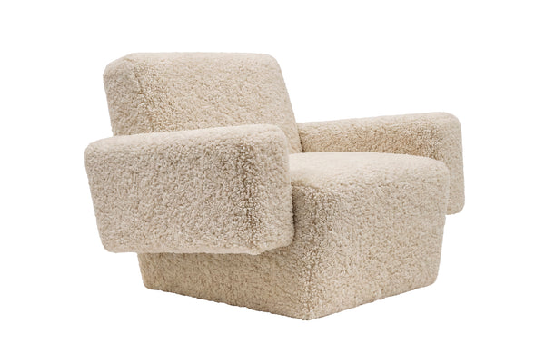 Hunk Lounge Chair With Armrests Curly 17mm 09 Moonlight