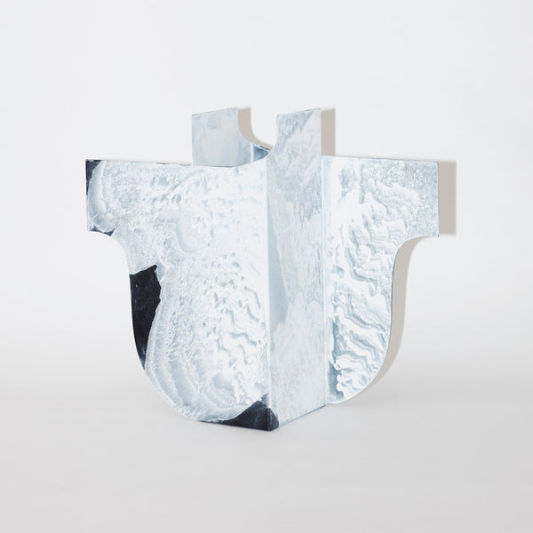 Powder Vase  Black / White